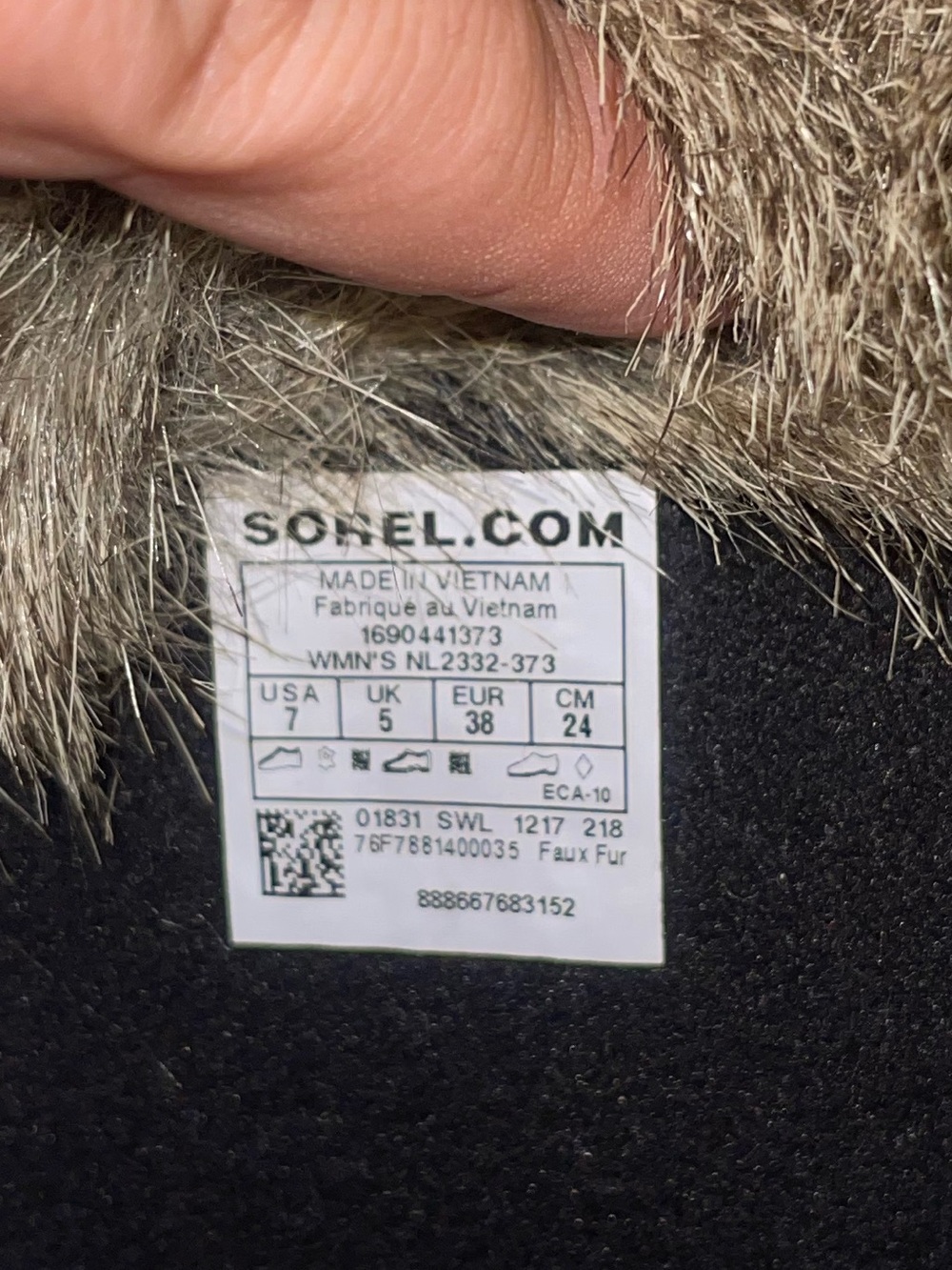 Sorrel Women's Tan and Black Winter Lace-Up Boots with Faux Fur Trim - Size 7 - Picture 5 of 13